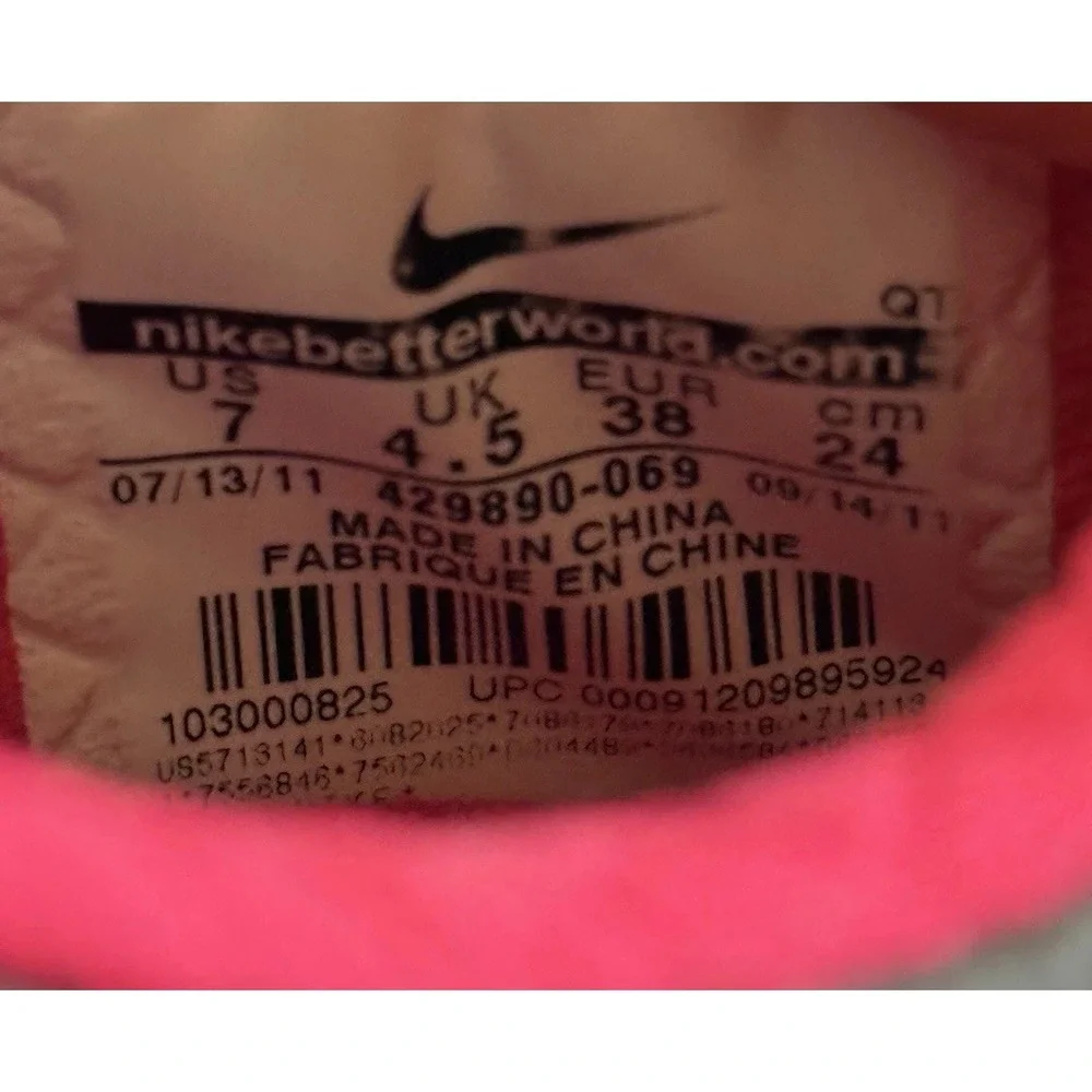 Size 7 - Nike Air Max 2011 Leather Black Pink‎ W